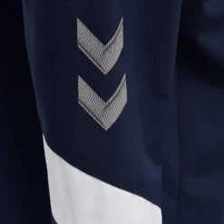 Hummel Lead Training Jacket 11 Hummel Lead Training Jacket -JOM Kleidung Geschaft 207 415 7026 hummel lead training jacket z5